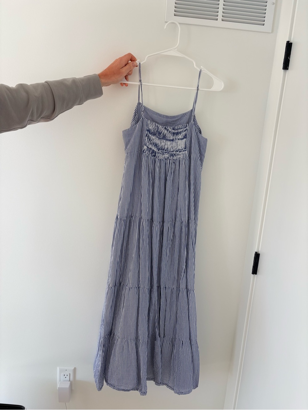 Neo Noir Dress - Picture 2 of 3